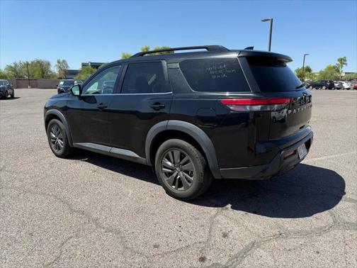 2022 Nissan Pathfinder SV 4WD
