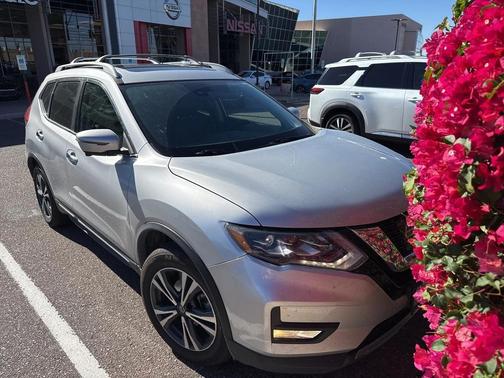 2017 Nissan Rogue SL
