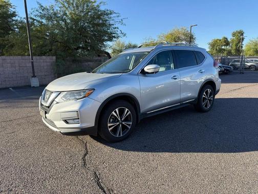 2017 Nissan Rogue SL