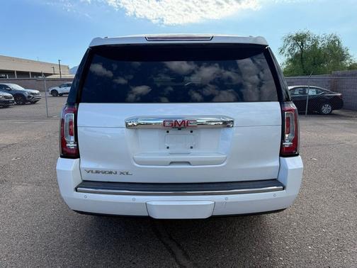 2016 GMC Yukon XL Denali