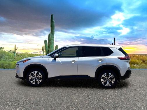 Brilliant Silver Metallic 2023 Nissan Rogue SV