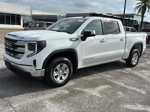 2025 GMC Sierra 1500 SLE