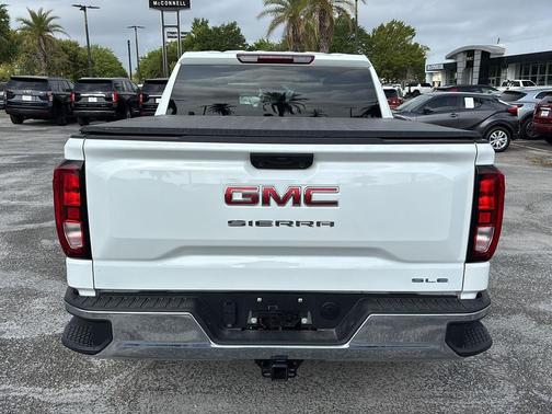 2025 GMC Sierra 1500 SLE
