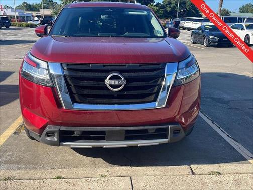 2024 Nissan Pathfinder SL FWD