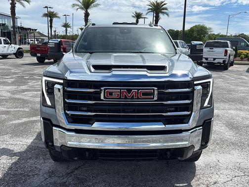 Sterling Metallic 2024 GMC Sierra 2500 SLT