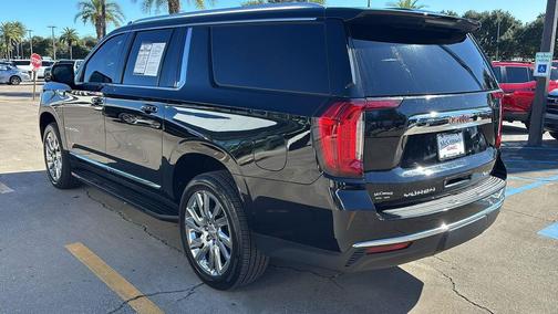 2021 GMC Yukon XL SLT