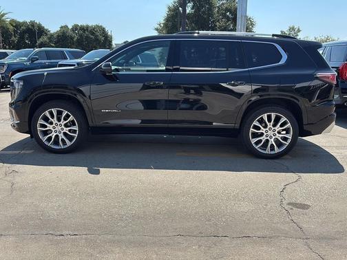 2025 GMC Acadia Denali