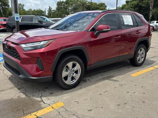 2022 Toyota RAV4 XLE