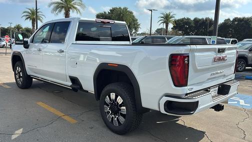 2026 GMC Sierra 3500 Denali