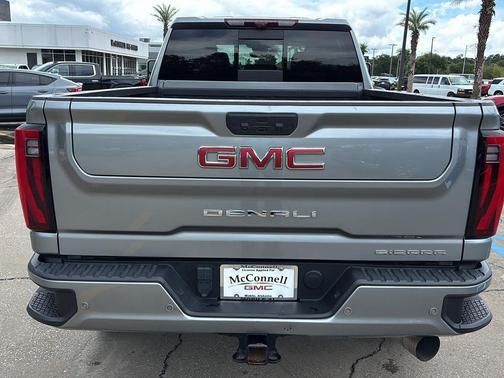 2024 GMC Sierra 2500 Denali
