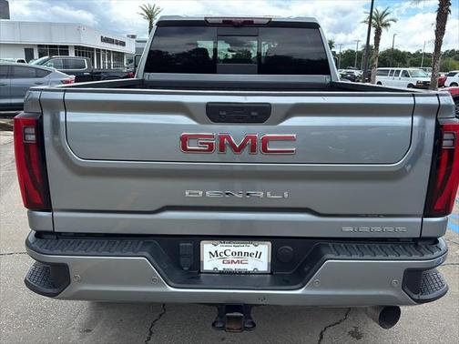 2024 GMC Sierra 2500 Denali