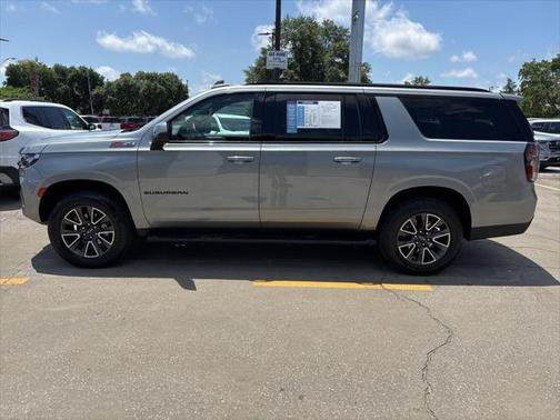 2023 Chevrolet Suburban 4WD Z71