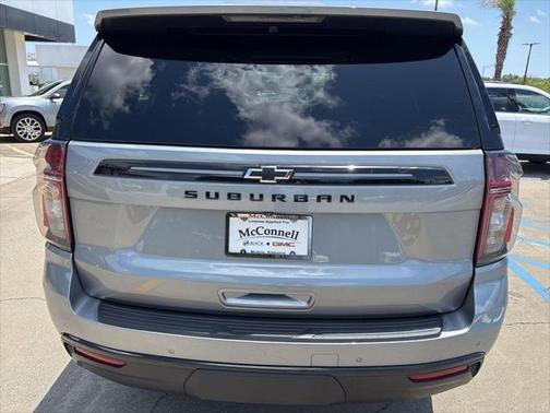 2023 Chevrolet Suburban 4WD Z71