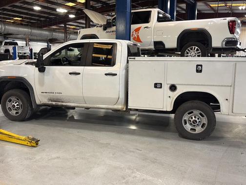 2022 GMC Sierra 2500 Pro