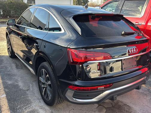 2022 Audi Q5 45 S line Premium Plus