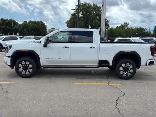 2025 GMC Sierra 2500 Denali