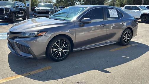 2021 Toyota Camry SE
