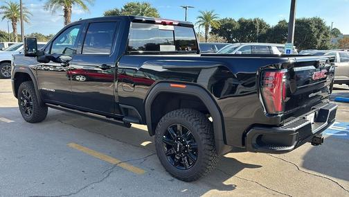 2026 GMC Sierra 2500 AT4