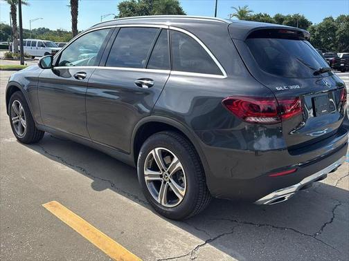 2022 Mercedes-Benz GLC 300 Base