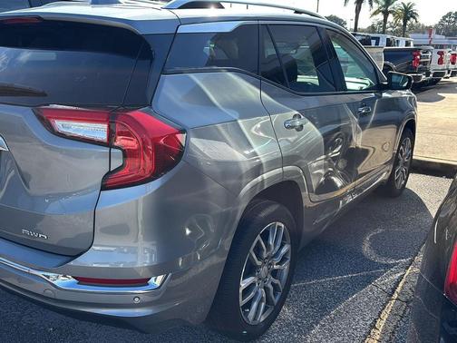 2023 GMC Terrain Denali