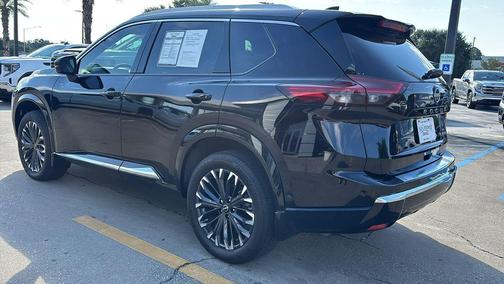 2024 Nissan Rogue Platinum