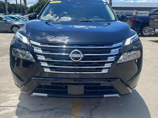 2024 Nissan Rogue Platinum