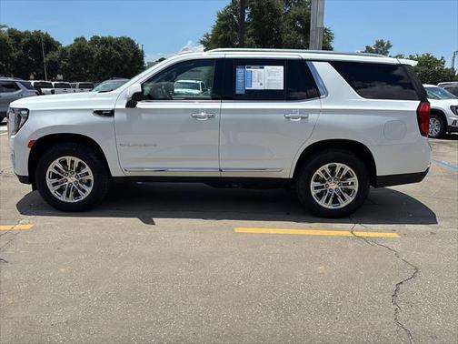 2024 GMC Yukon SLT