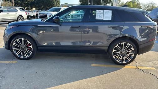 2025 Land Rover Range Rover Velar P250 SE R-Dynamic