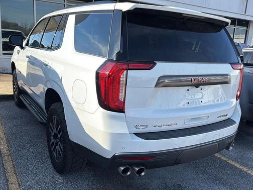 2023 GMC Yukon 4WD AT4