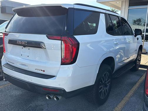 2023 GMC Yukon 4WD AT4