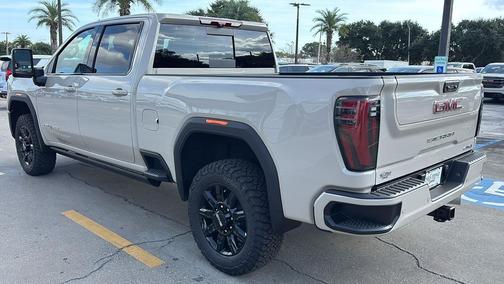 2026 GMC Sierra 2500 AT4