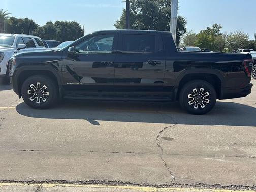 2026 GMC Sierra EV Extended Range Elevation