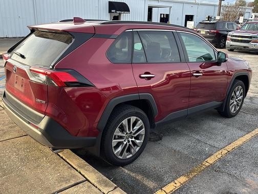 2022 Toyota RAV4 Limited