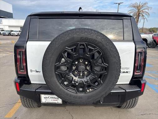 2024 GMC HUMMER EV SUV 2X