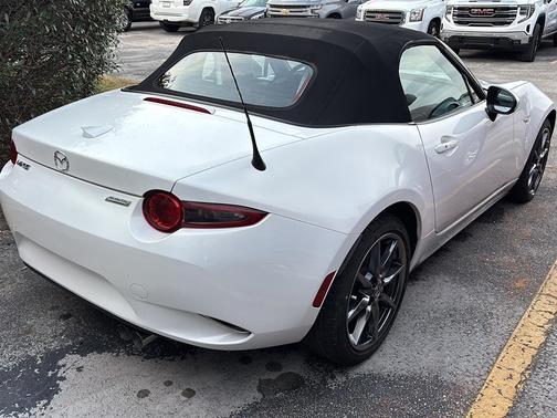 2016 Mazda MX-5 Miata Grand Touring