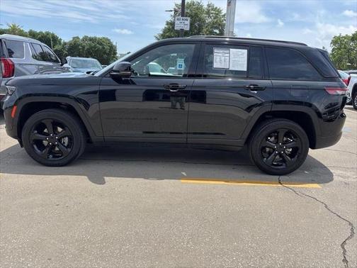 2023 Jeep Grand Cherokee Altitude