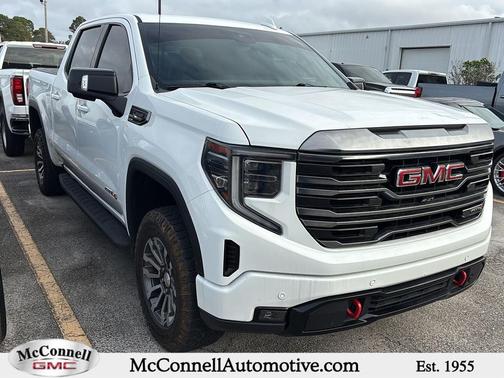 2022 GMC Sierra 1500 AT4