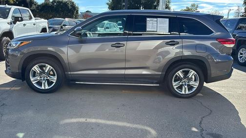 2017 Toyota Highlander Limited