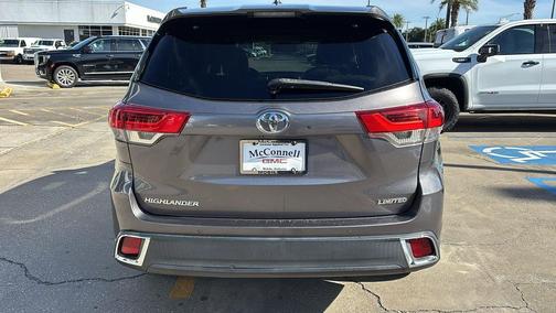 2017 Toyota Highlander Limited