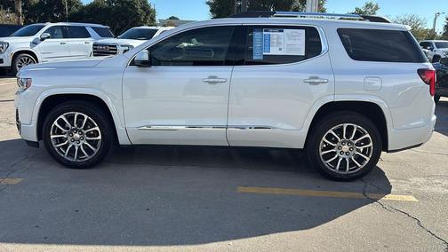 2023 GMC Acadia Denali