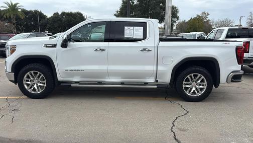 2021 GMC Sierra 1500 SLT