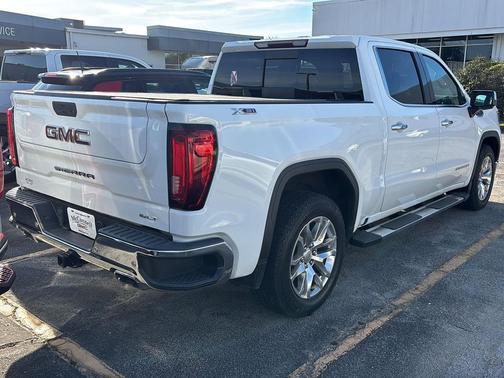 2021 GMC Sierra 1500 SLT