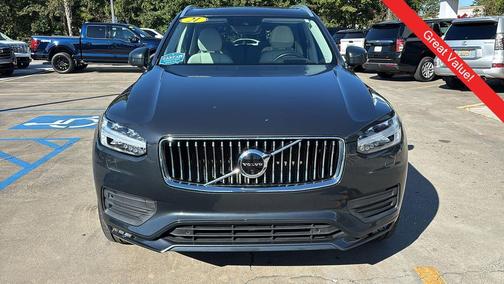2021 Volvo XC90 T6 Momentum