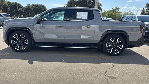 2024 GMC Sierra EV Denali Edition 1