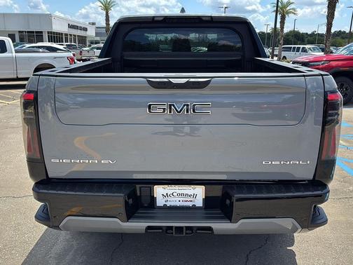 2024 GMC Sierra EV Denali Edition 1