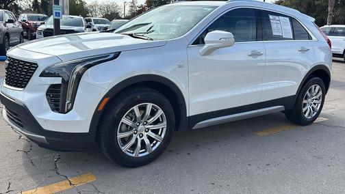 2023 Cadillac XT4 Premium Luxury