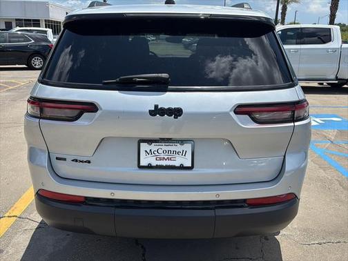 2022 Jeep Grand Cherokee L Altitude
