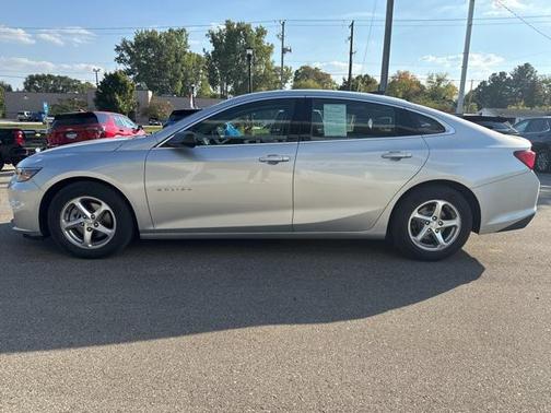 2017 Chevrolet Malibu 1LS