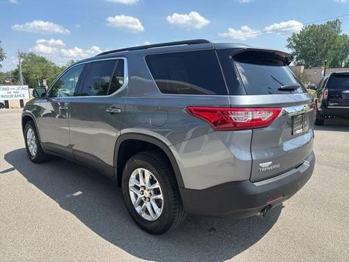 2021 Chevrolet Traverse LT Cloth