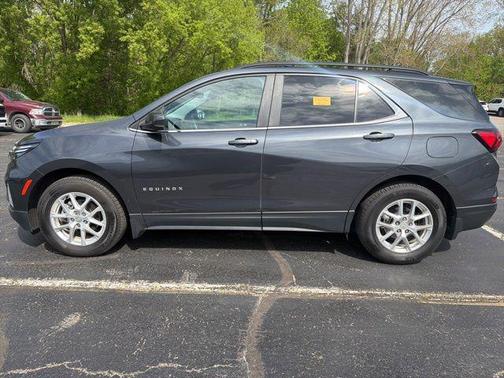 Iron Gray Metallic 2022 Chevrolet Equinox 1LT